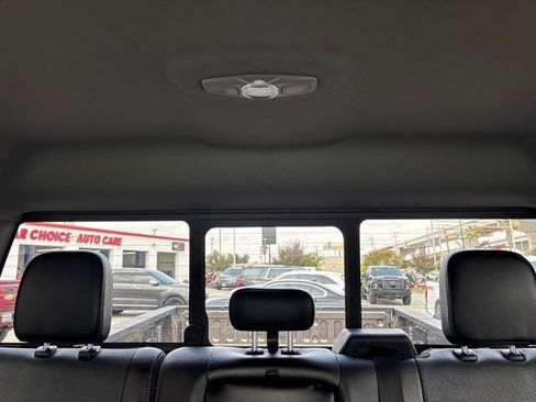 Used 2018 Ford F250 Lariat w/ Lariat Ultimate Package AWD/4WD image 45
