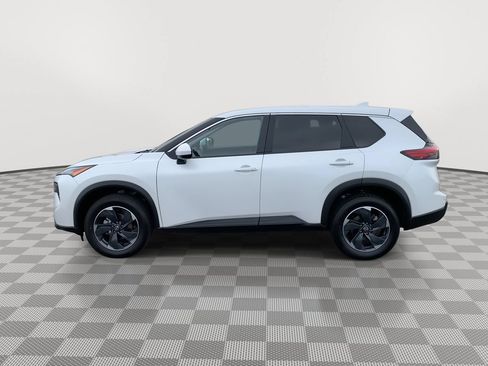 Used 2025 Nissan Rogue SV AWD/4WD image 4