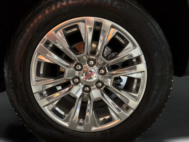 Used 2024 GMC Yukon Denali AWD/4WD image 34