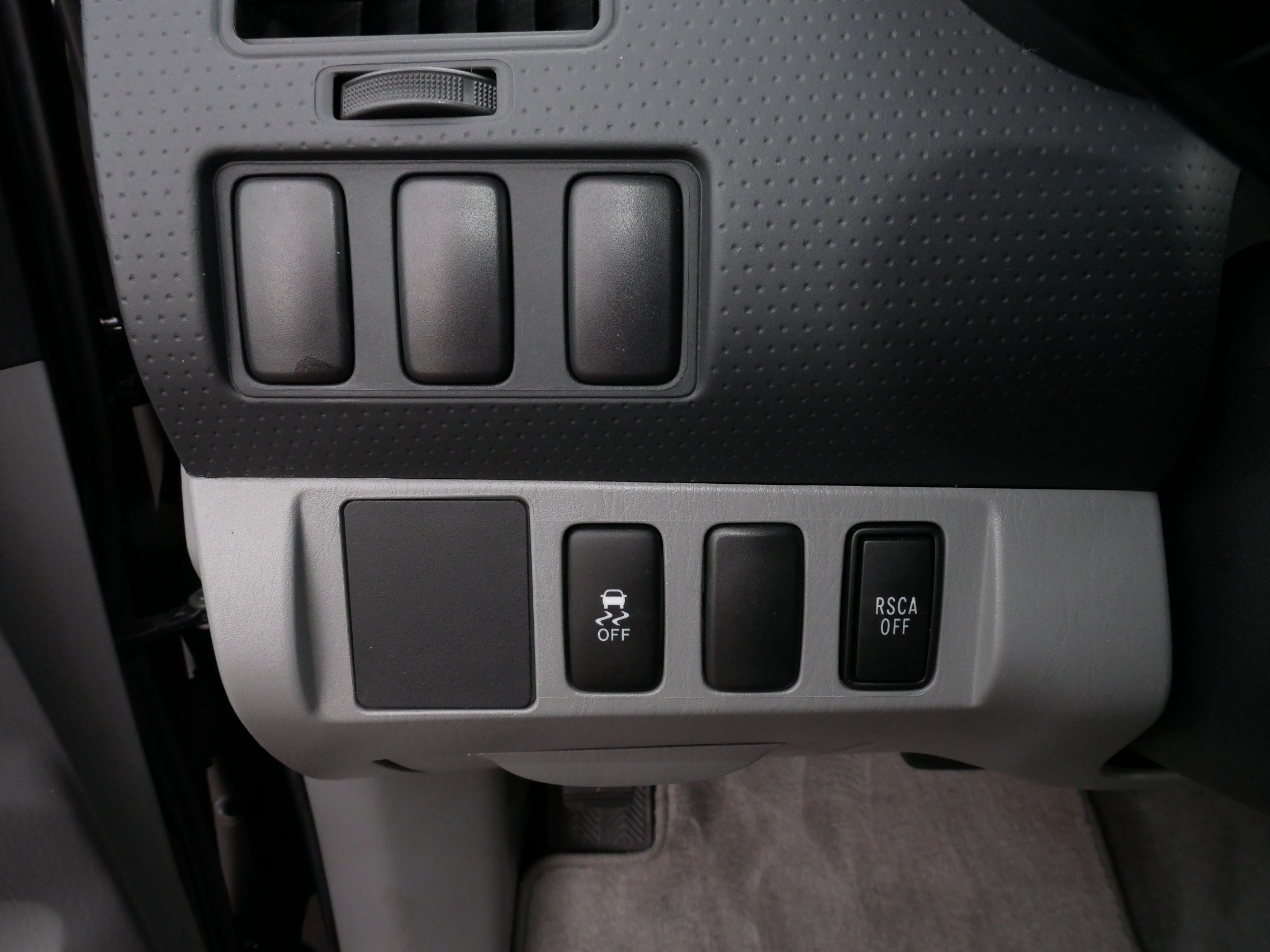 Used 2011 Toyota Tacoma 4x4 Regular Cab image 26
