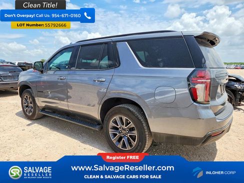 Used 2021 Chevrolet Tahoe Z71 w/ Z71 Signature Package AWD/4WD image 3