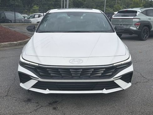New 2026 Hyundai Elantra SEL Sport FWD image 2