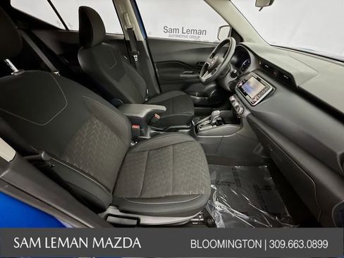 Used 2022 Nissan Kicks S image 25