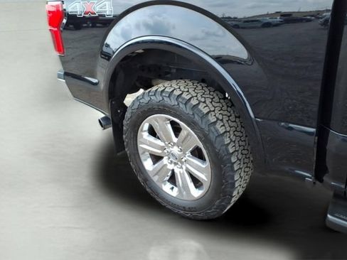 Used 2019 Ford F150 Lariat w/ Equipment Group 502A Luxury AWD/4WD image 4