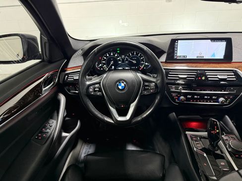 Used 2018 BMW 540i xDrive 540i xDrive Sedan 4D image 26