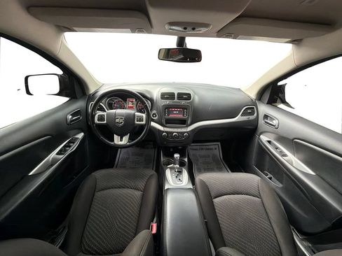 Used 2020 Dodge Journey SE w/ SE Popular Equipment Group FWD image 21
