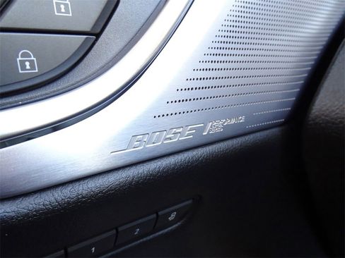 Certified 2023 Cadillac XT5 Premium Luxury w/ Platinum Package image 24