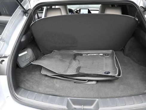Used 2023 Lexus UX 250h FWD w/ Accessory Package (Z2) image 19