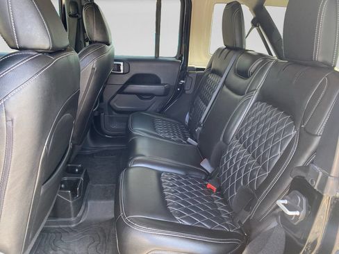 Used 2021 Jeep Wrangler Unlimited Sahara AWD/4WD image 23