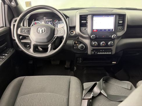 Used 2024 RAM 3500 Tradesman w/ Chrome Appearance Group AWD/4WD image 14