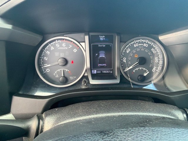 Used 2016 Toyota Tacoma SR5 RWD image 14