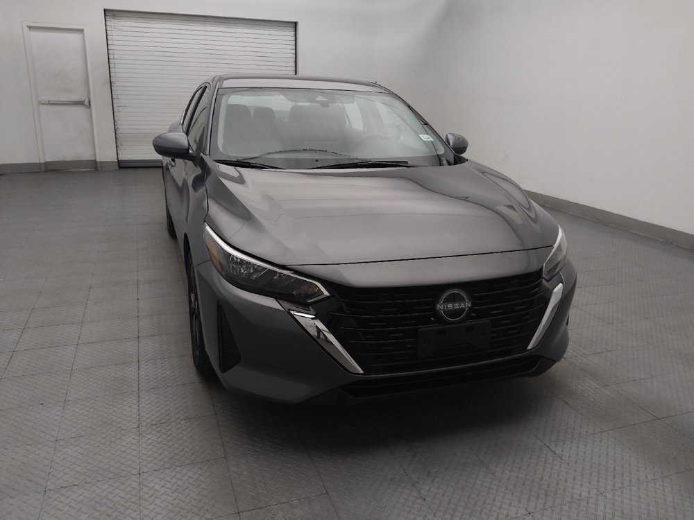 Used 2025 Nissan Sentra SV FWD image 14