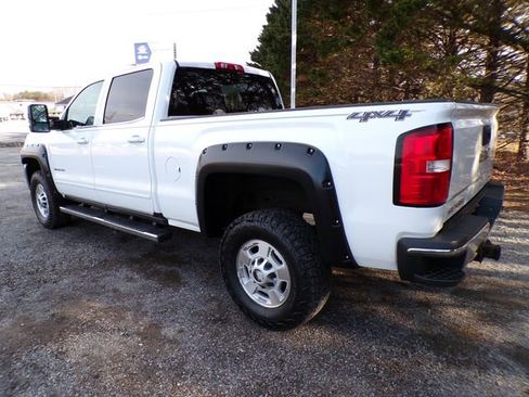 Used 2015 GMC Sierra 2500 SLE image 3