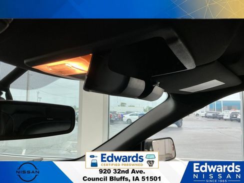 Used 2017 Ford Explorer XLT w/ Equipment Group 201A FWD image 35