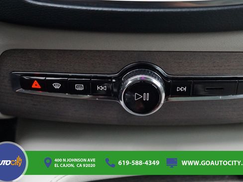 Used 2022 Volvo XC90 T8 Inscription w/ Advanced Package AWD/4WD image 27