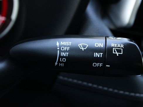 Used 2023 Toyota RAV4 LE FWD image 29