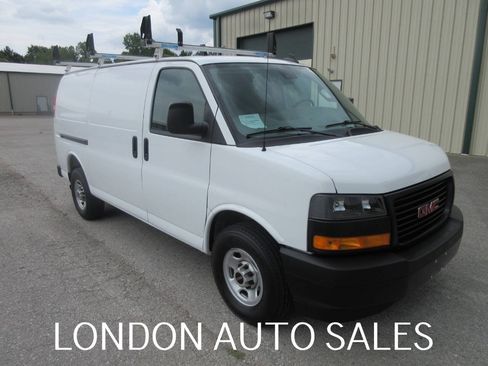 Used 2024 GMC Savana 2500 w/ Enhanced Convenience Package RWD image 7