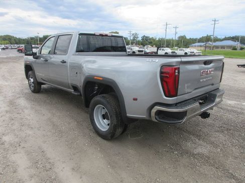 New 2026 GMC Sierra 3500 Pro AWD/4WD image 7