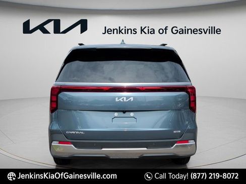 New 2026 Kia Carnival SX FWD image 5