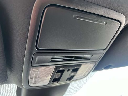 Used 2023 Honda Odyssey Sport image 32