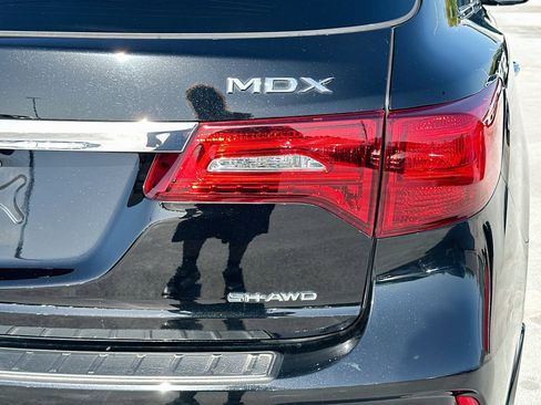 Used 2020 Acura MDX SH-AWD w/ Technology Package image 32