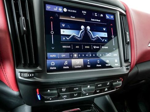 Certified 2022 Maserati Levante GT image 16