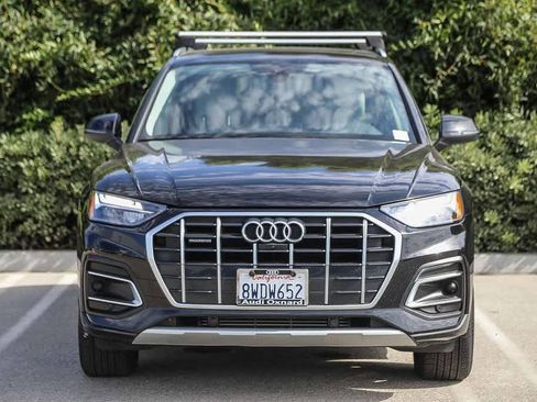 Used 2021 Audi Q5 Premium Plus image 2