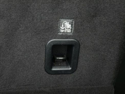 Certified 2022 Jeep Cherokee Trailhawk w/ Comfort/Convenience Group image 9