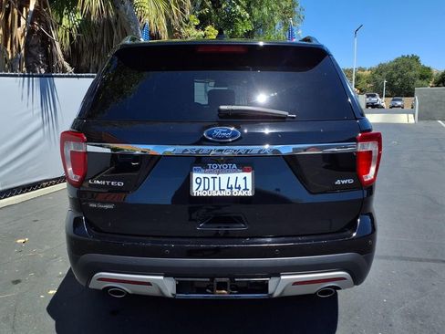 Used 2017 Ford Explorer Limited w/ Equipment Group 301A AWD/4WD image 6