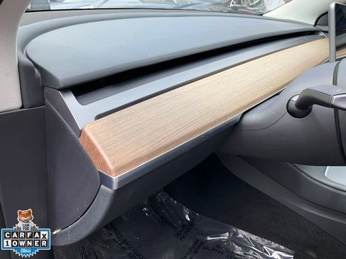 Used 2023 Tesla Model 3 Standard Range RWD image 19