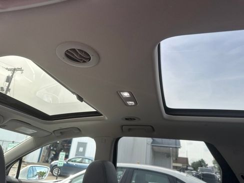 Used 2018 Buick Enclave Essence w/ Trailering Package AWD/4WD image 8