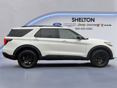 New 2026 Ford Explorer Tremor image 6