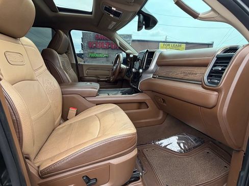 Used 2022 RAM 3500 Limited AWD/4WD image 32