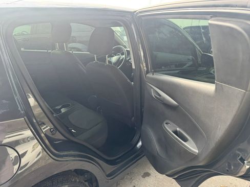 Used 2022 Chevrolet Spark LT FWD image 20