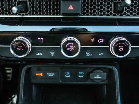 Used 2025 Honda Civic Sport image 21