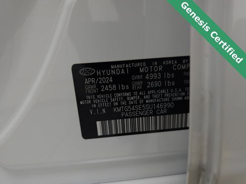 Used 2025 Genesis G70 3.3T Advanced image 35