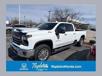 Used 2025 Chevrolet Silverado 3500 LTZ w/ LTZ Convenience Package video 1