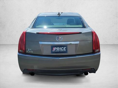 Used 2010 Cadillac CTS Luxury RWD image 6