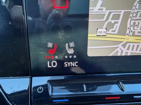 Used 2025 Volkswagen Atlas Cross Sport SEL Premium R-Line image 49