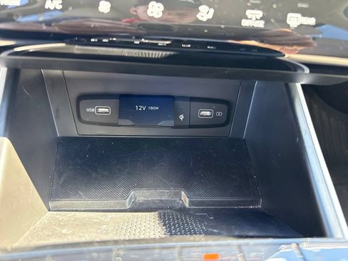 Used 2022 Hyundai Tucson Limited AWD/4WD image 17