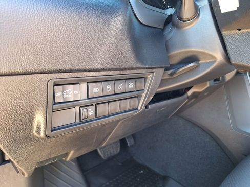 New 2026 Toyota Tundra SR image 19