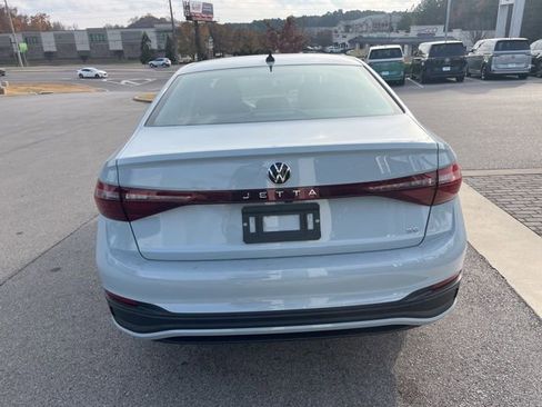 New 2026 Volkswagen Jetta SE FWD image 4