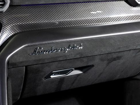 Used 2024 Lamborghini Urus Performante image 52