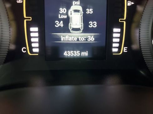 Used 2022 Jeep Cherokee Latitude w/ Sun & Sound Group image 21