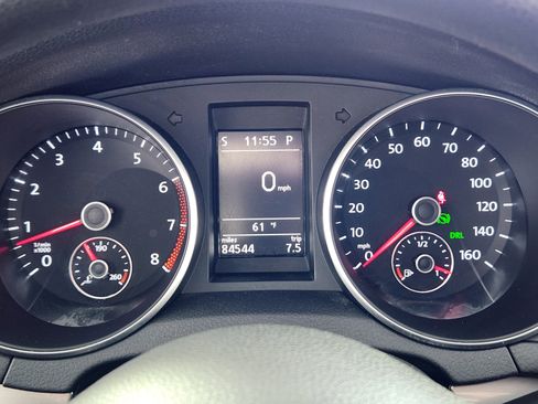 Used 2012 Volkswagen Golf 4-Door FWD image 20