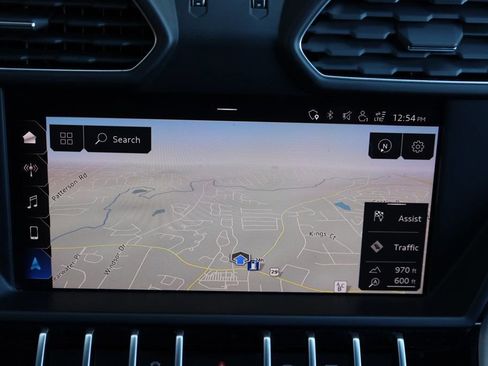 Used 2019 Lamborghini Urus image 38