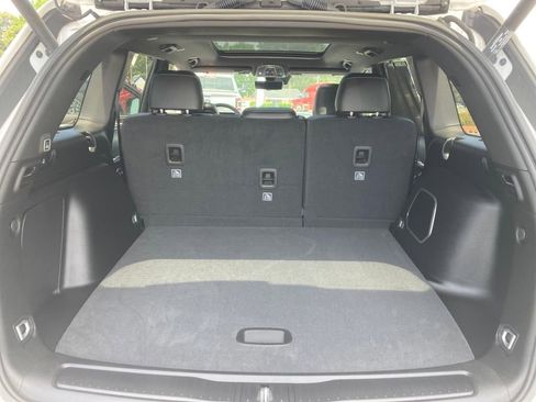 New 2024 Jeep Grand Cherokee Limited 4xe w/ Luxury Tech Group II image 17