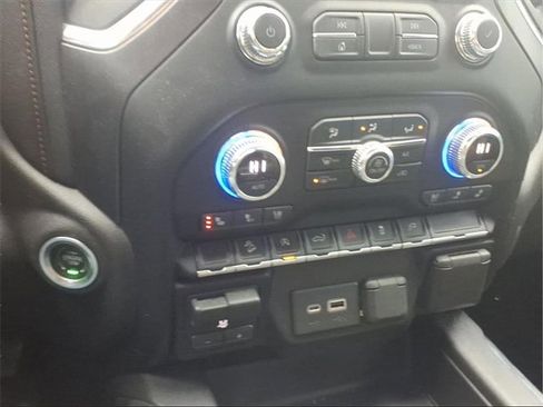 Used 2021 GMC Sierra 1500 AT4 image 10