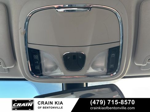 Used 2018 Jeep Cherokee Trailhawk w/ Comfort/Convenience Group image 31