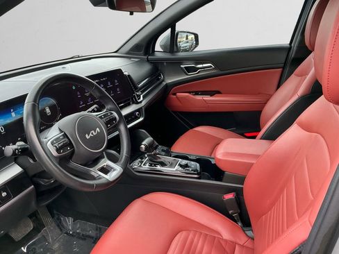 Used 2023 Kia Sportage SX image 9